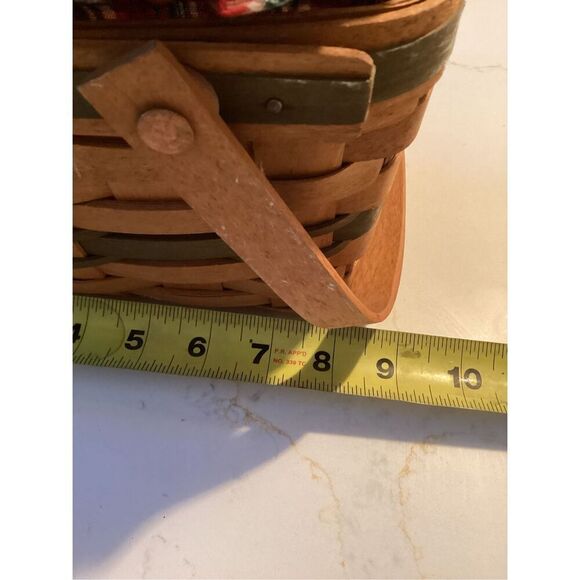 Longaberger 1992 Christmas Collection Season Greetings Basket with Insert Liner - Picture 8 of 10